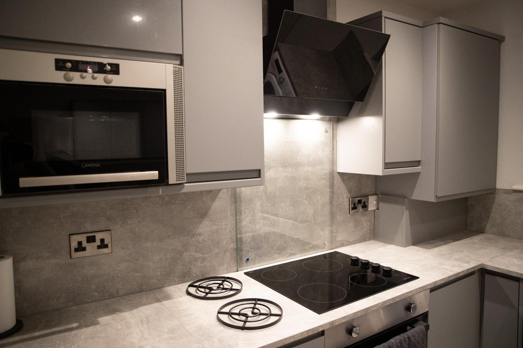 2 Bedroom Property With Free Parking Close To Leeds City Centre エクステリア 写真